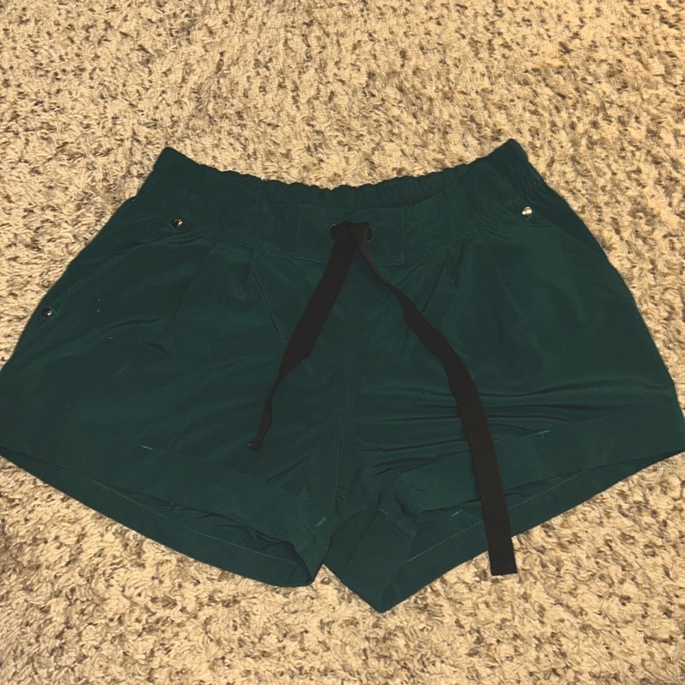 Lulu shorts